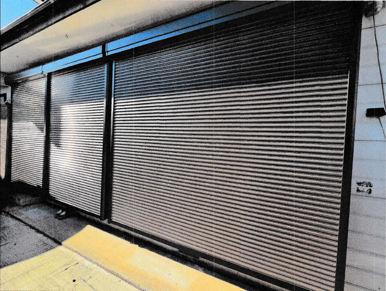 窓のシャッター設置工事